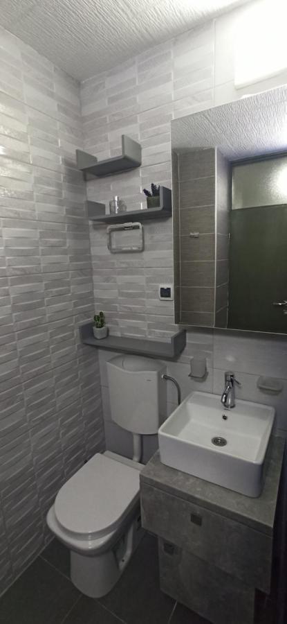 Lux Apartment 7, Parking Nis Exterior photo