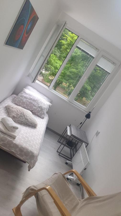 Lux Apartment 7, Parking Nis Exterior photo